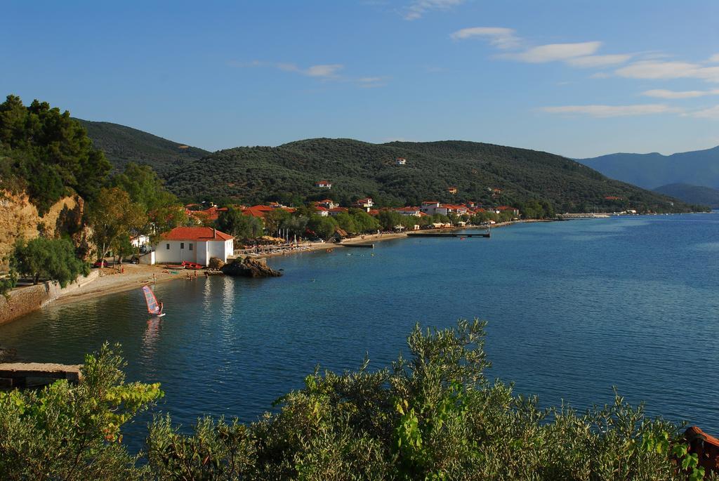 Zouzoulas Filoxenia - Koralia Apartments Милина Экстерьер фото